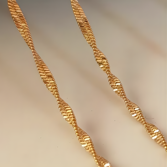 Elowen Twist 18k Gold Plated Bracelet