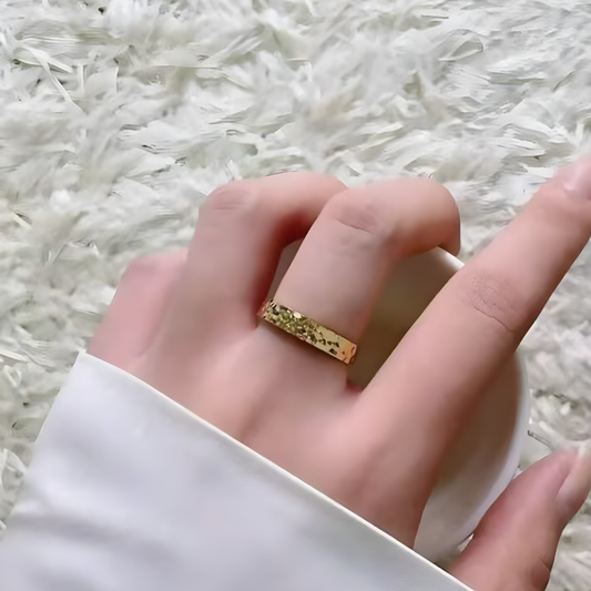 Solenne Hammered 18k Gold Plated Ring